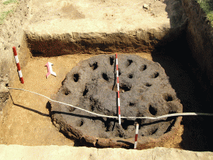 Cuptor de ars ceramică din epoca romană descoperit la Bumbeşti-Jiu Gară