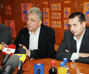 Prezent la Târgu Jiu, Videanu i-a dat mână liberă în PDL Gorj lui Cosmin Popescu