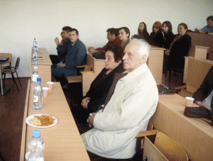 Concursul Naţional de Istorie ”Dumitru Micu Popescu”  este organizat în fiecare an în memoria profesorului care îi dă numele