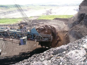 Presiunile externe pun în pericol locurile de muncă din minerit și energie