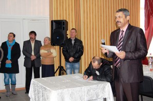 Autoritățile din Fărcășești au oferit diplome de fidelitate și premii cuplurilor de vârstnici din localitate care au împlinit 50 de ani de conviețuire