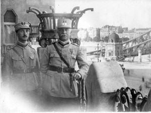Prima fază a participării României la Primul Război Mondial a însemnat forţarea graniţei spre Ardeal