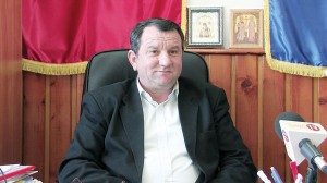Primarul Constantin Radu al orașului Țicleni face bilanțul