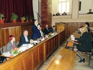Ministrul Educației a anunțat la Târgu-Jiu multe vești bune pentru profesori
