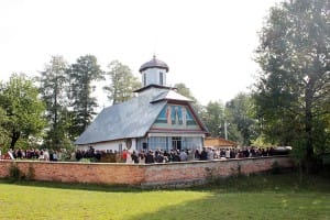 Biserica-Sfanta-Parascheva---Parohia-Carpinis