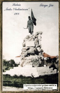 La sfârşitul secolului al XIX-lea la Târgu-Jiu s-a construit o statuie în memoria eroului din Vladimir.