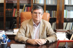 Deși un mandate foarte scurt, ministrul Mircea Dumitru a decis organizarea de concursuri pentru directori