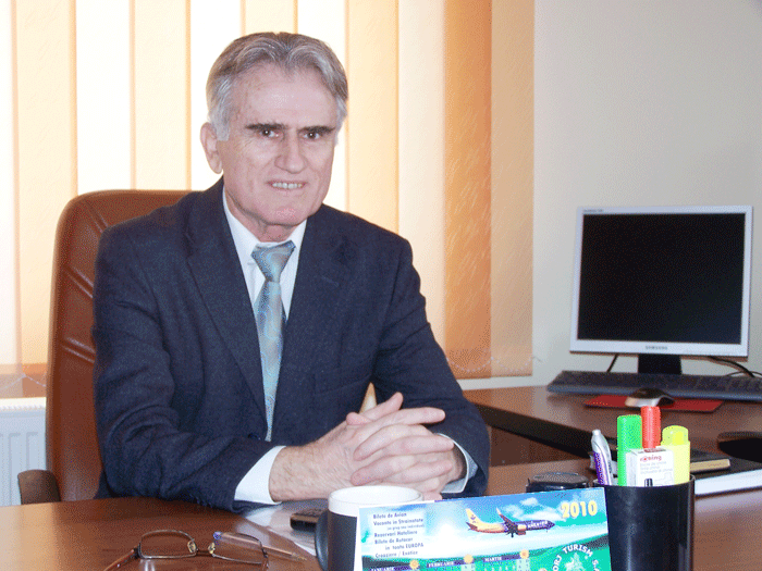 Inginerul Aristică Paicu, primarul comunei Bălesti a creat un ziar care s-a impus printre săteni