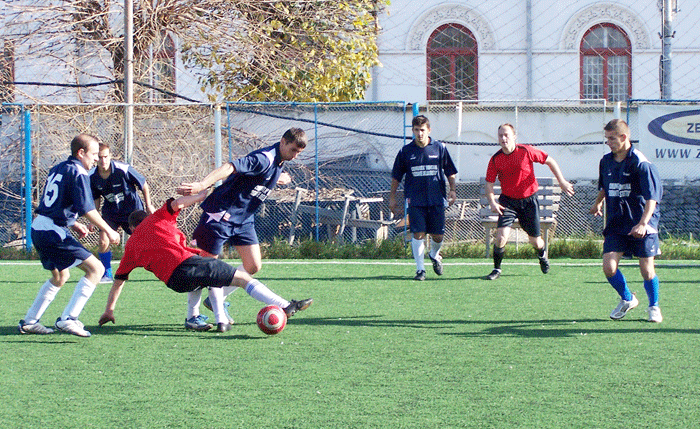 Băieţii din echipa Pentenciarului Târgu Jiu s-au impus în finală cu scorul de 5-1