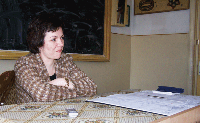 Profesoara Alina Panduru, hotărâtă să rămână în învăţământ, cu toate problemele pe care le au dascălii în ziua de azi